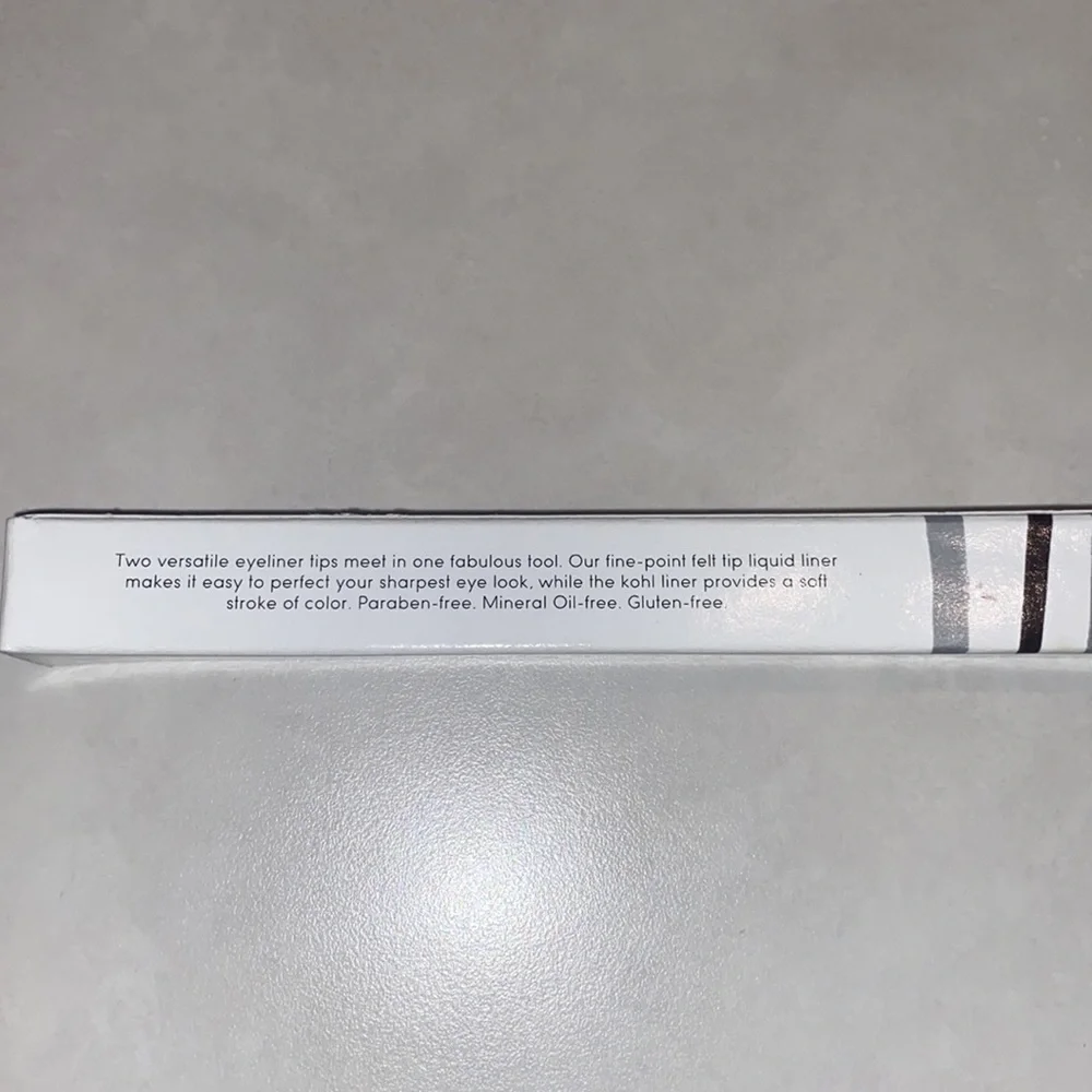 Laura Geller Line-n-define Dual Dimension Eyeliner